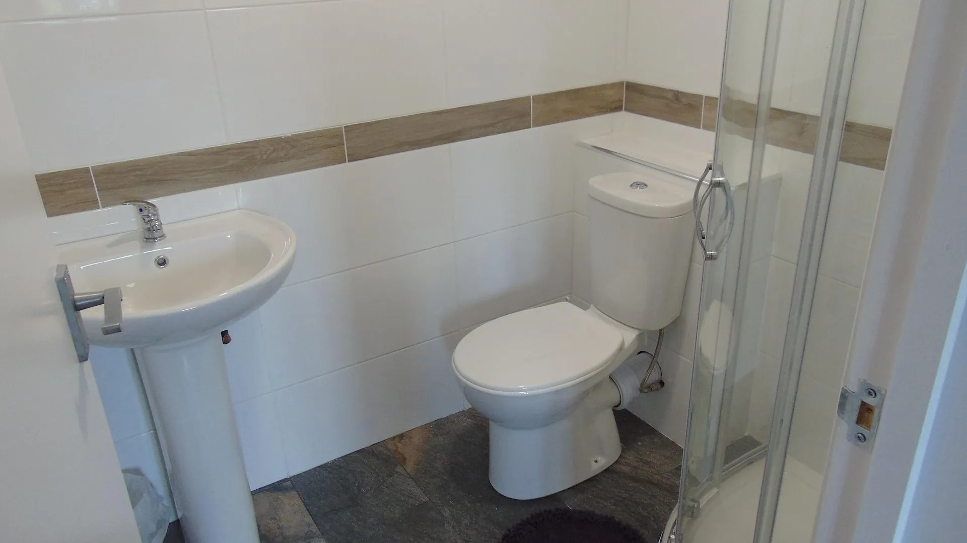 Harlinger Lodge London Guest house